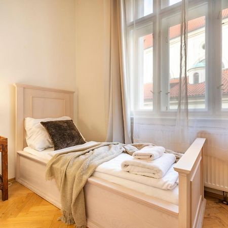 Templova - Old Town Apartments Praha Bagian luar foto