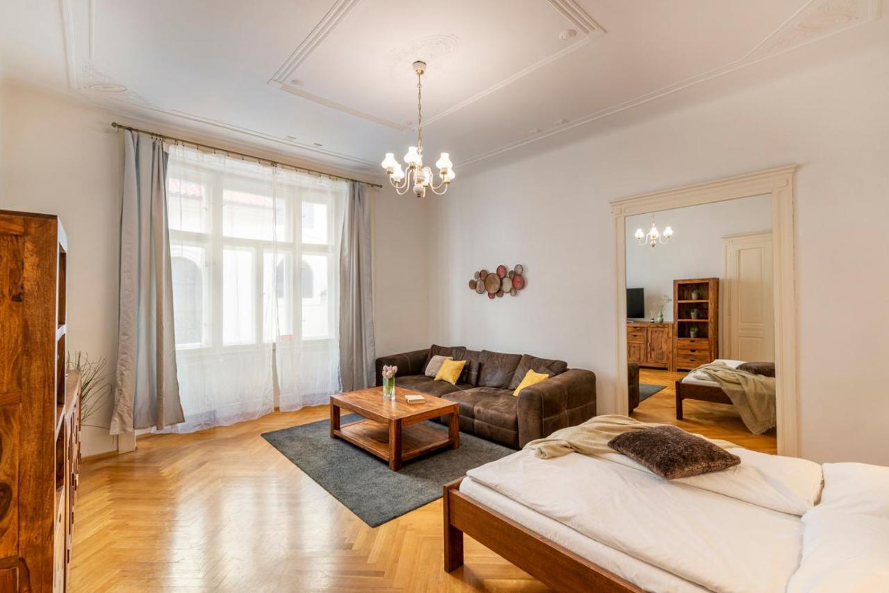 Templova - Old Town Apartments Praha Bagian luar foto