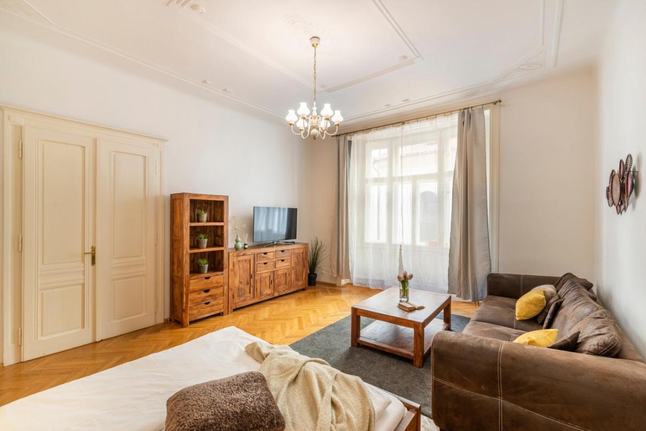 Templova - Old Town Apartments Praha Bagian luar foto