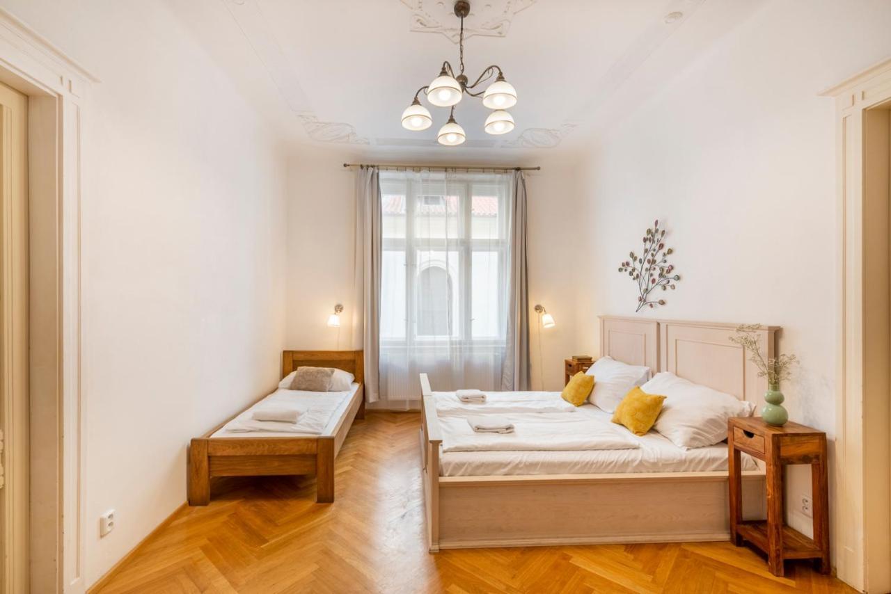 Templova - Old Town Apartments Praha Bagian luar foto